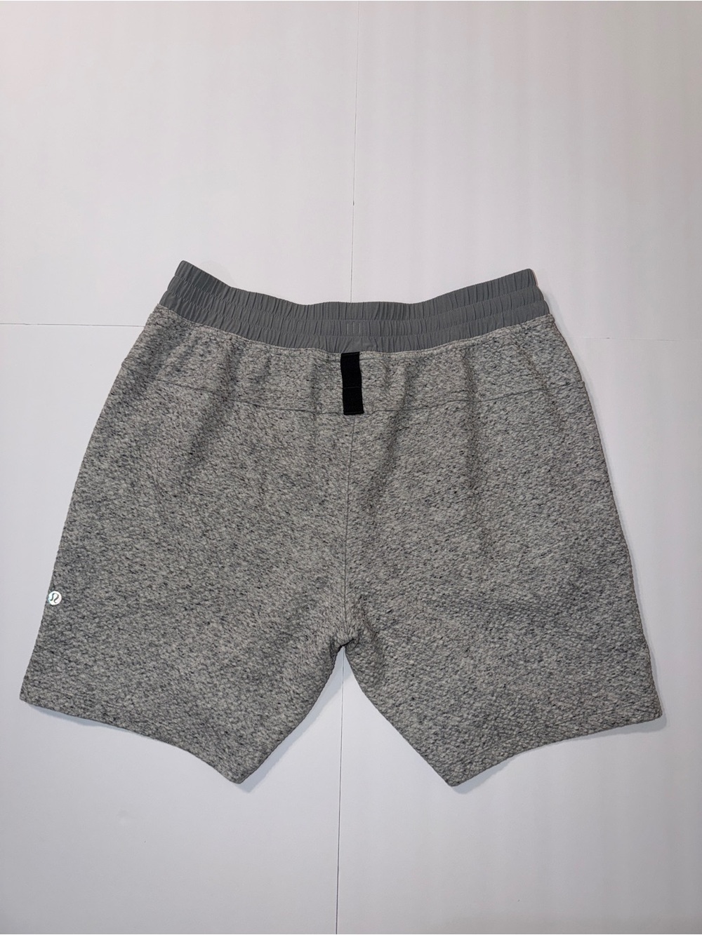 Lululemon Athletica Men's At Ease Shorts 7” - Picture 2 of 7